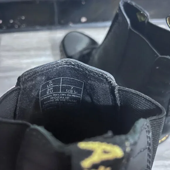 NWT Dr. Martens Rozalie Distressed Patent Heeled Chelsea Boots Sz 7 US - Picture 8 of 12